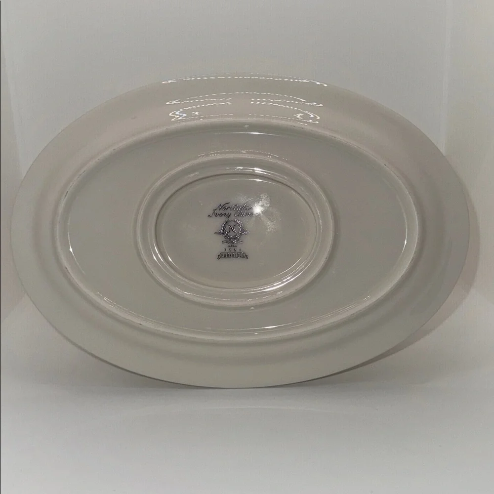 Noritake Gravy Boat w Attached Under Plate Parkridge Pattern